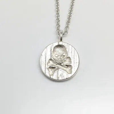 Silberanhänger, 130 Euro (ohne Kette)